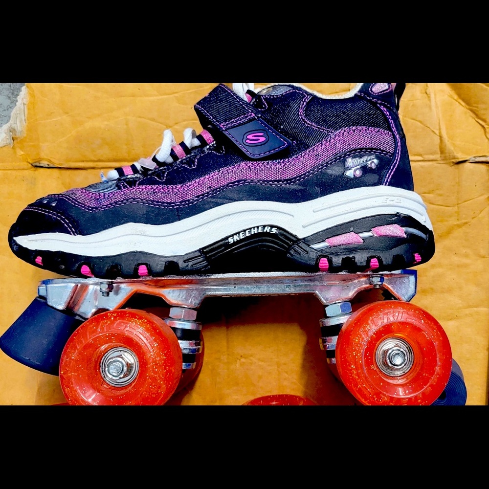 Skechers Sport 4 Wheelers Roller Skates Women Size 7 Navy Hot Pink